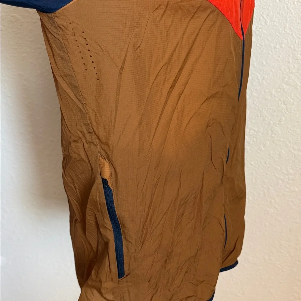 Nike Windrunner Jacket - Picture 7 of 10